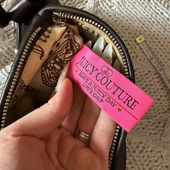 Juicy Couture Black Leather Shoulder Bag - Picture 7 of 10